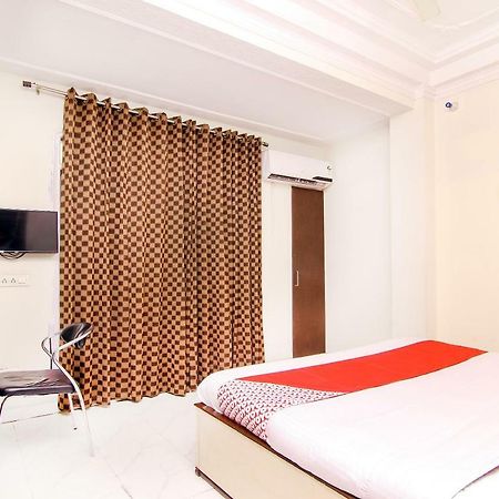 Oyo 14345 Hotel Panchsheel Benares Buitenkant foto