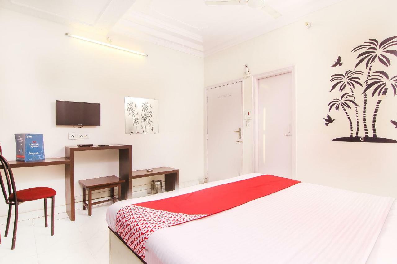 Oyo 14345 Hotel Panchsheel Benares Buitenkant foto