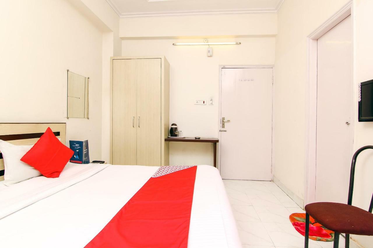Oyo 14345 Hotel Panchsheel Benares Buitenkant foto